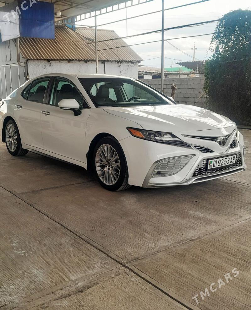 Toyota Camry 2019 - 320 000 TMT - Änew - img 1