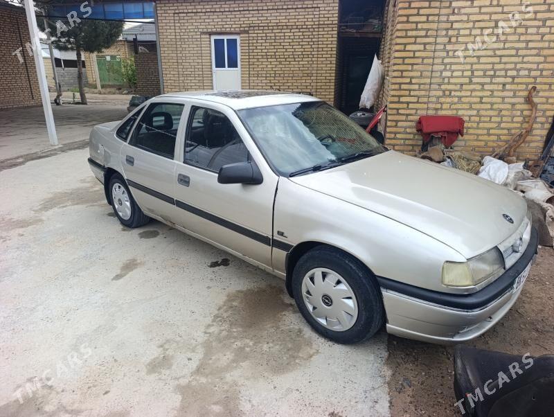 Opel Vectra 1991 - 28 000 TMT - Mary - img 1