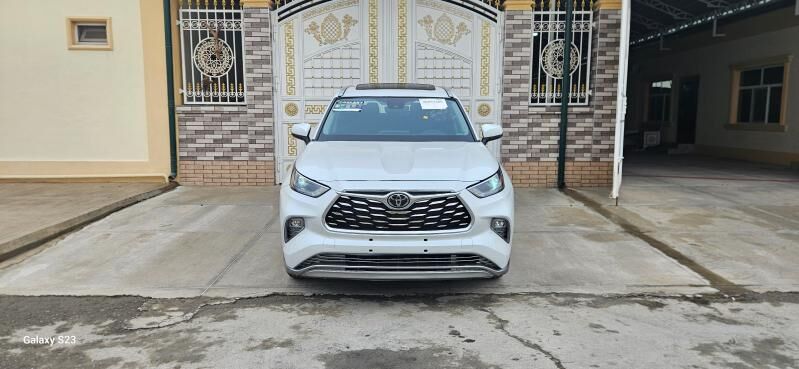 Toyota Highlander 2022 - 628 000 TMT - Aşgabat - img 1