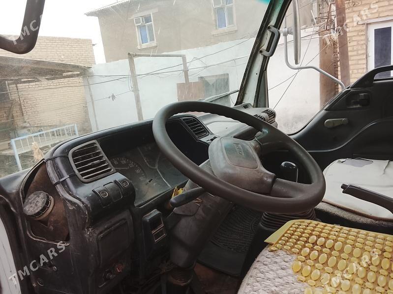 Isuzu Elf 1999 - 100 000 TMT - Керки - img 1