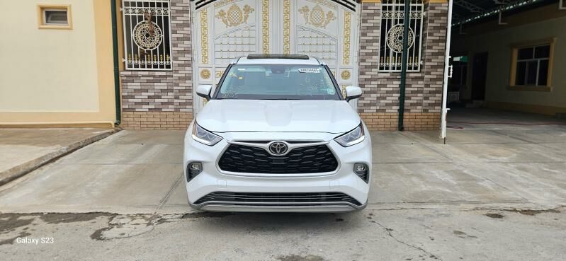 Toyota Highlander 2022 - 646 000 TMT - Aşgabat - img 1