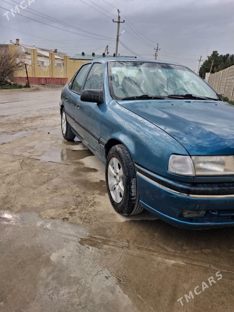 Opel Vectra 1992 - 60 000 TMT - Бахарден - img 1
