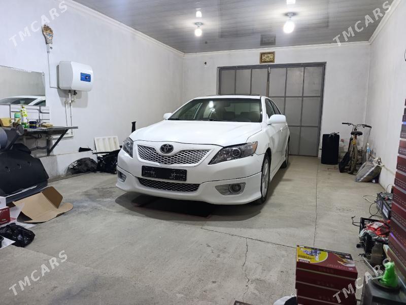 Toyota Camry 2011 - 198 000 TMT - Bäherden - img 1
