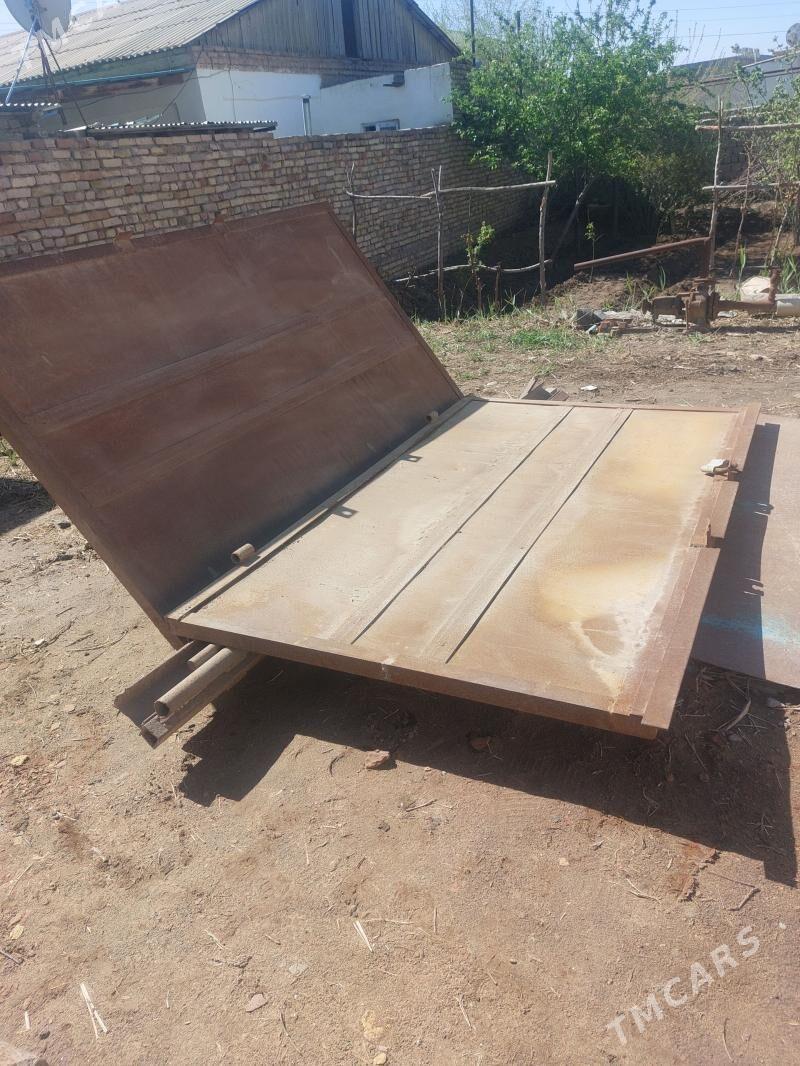 derveze gapylar - Görogly (Tagta) - img 1