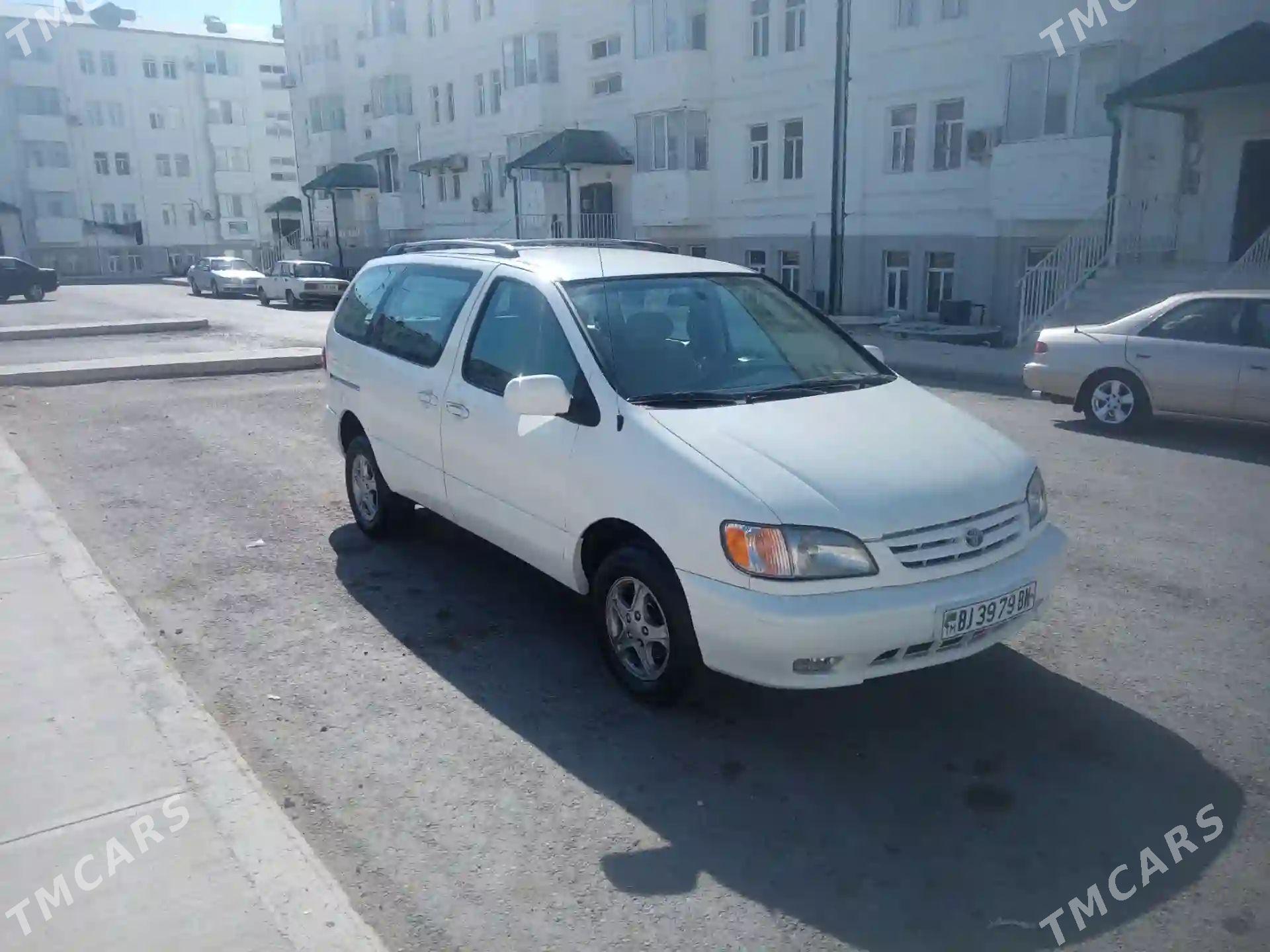 Toyota Sienna 1999 - 130 000 TMT - Balkanabat - img 1
