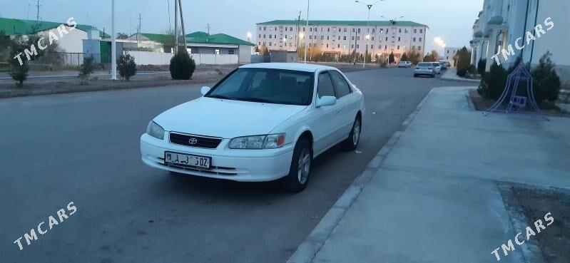Toyota Camry 2001 - 180 000 TMT - етр. Туркменбаши - img 1