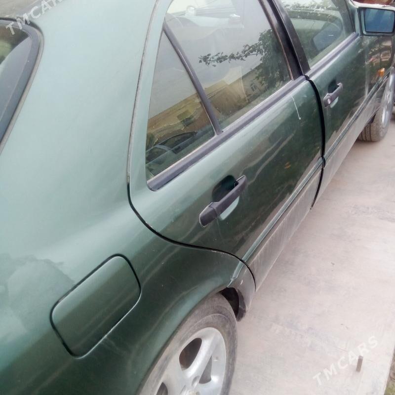 Mercedes-Benz C280 1994 - 45 000 TMT - Дянев - img 1