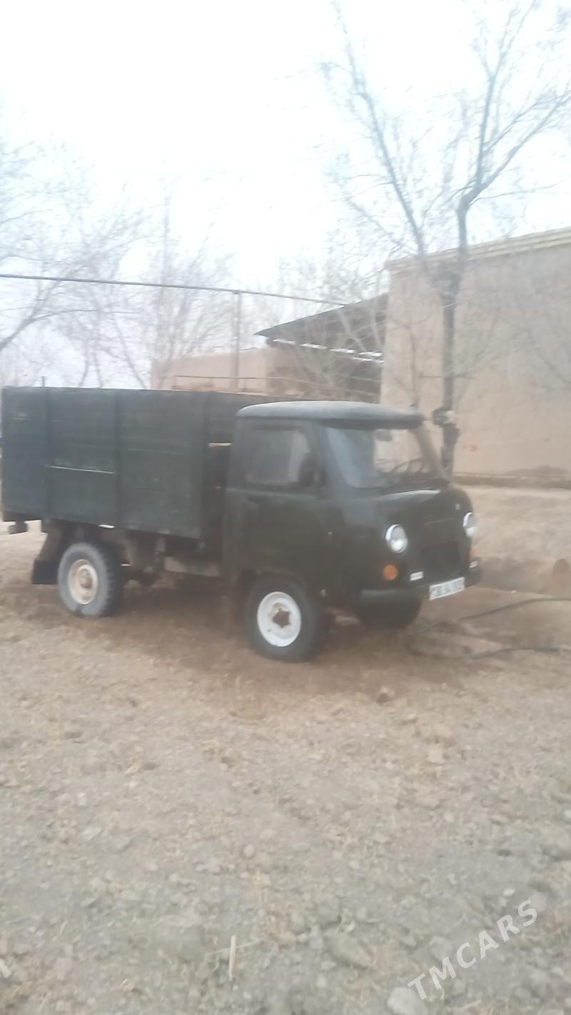 UAZ 452 1980 - 30 000 TMT - Акдепе - img 1