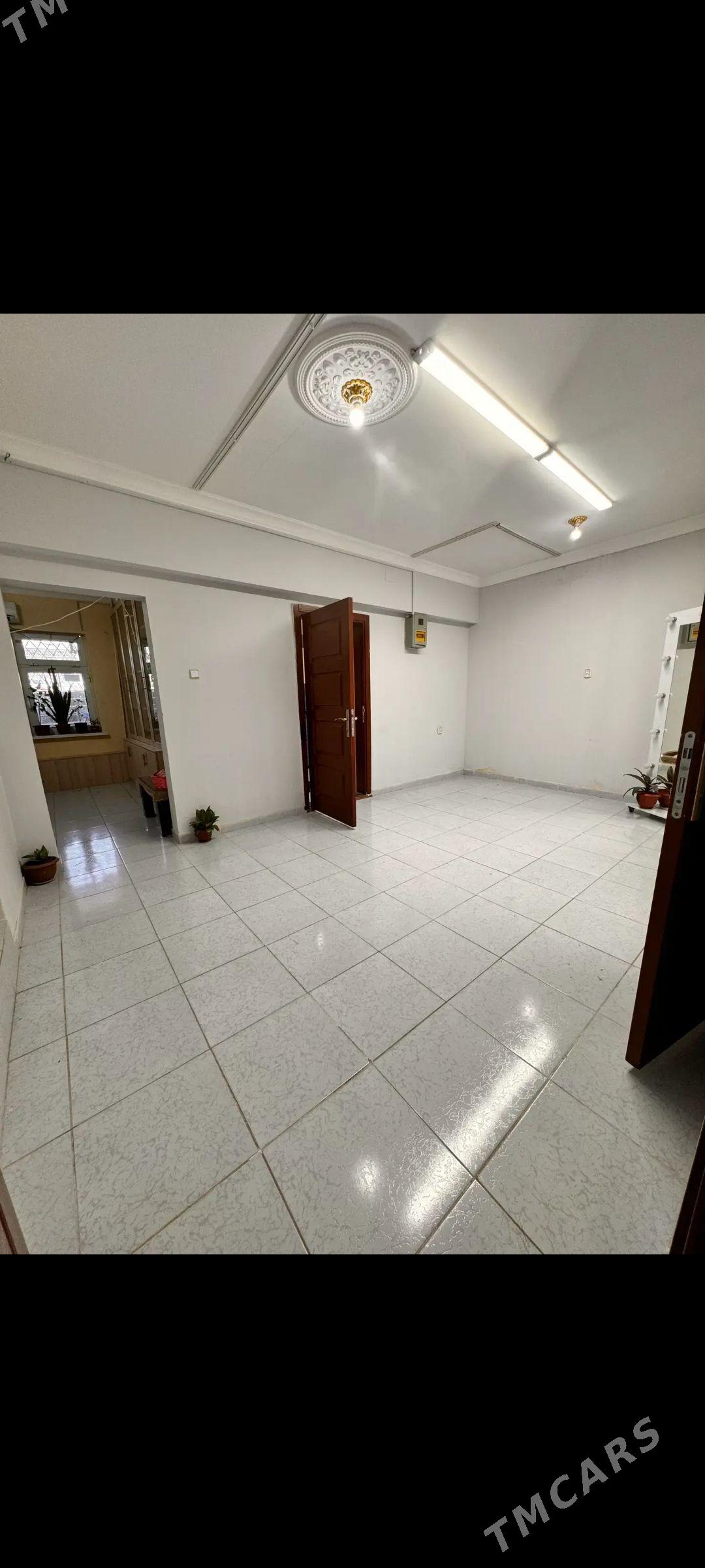 Mir 7/1 Satlyk Padywal 4 komnt - Parahat 7 - img 1