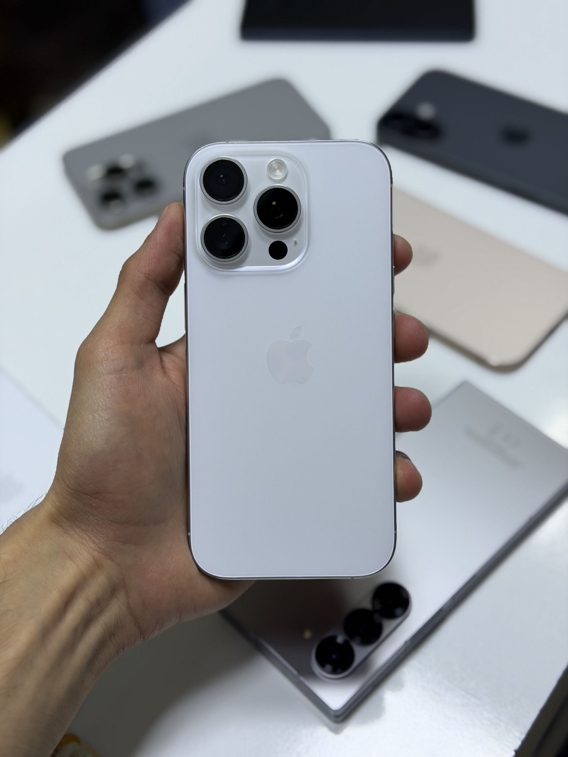 KAROPKASYZ ALYAS TELFON 17PRO - Ашхабад - img 1