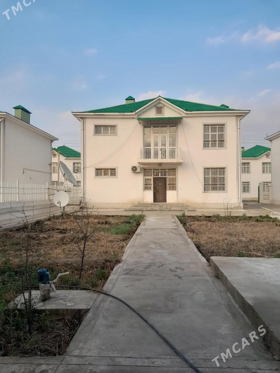 Arenda jay Katej - Гёкдепе - img 1