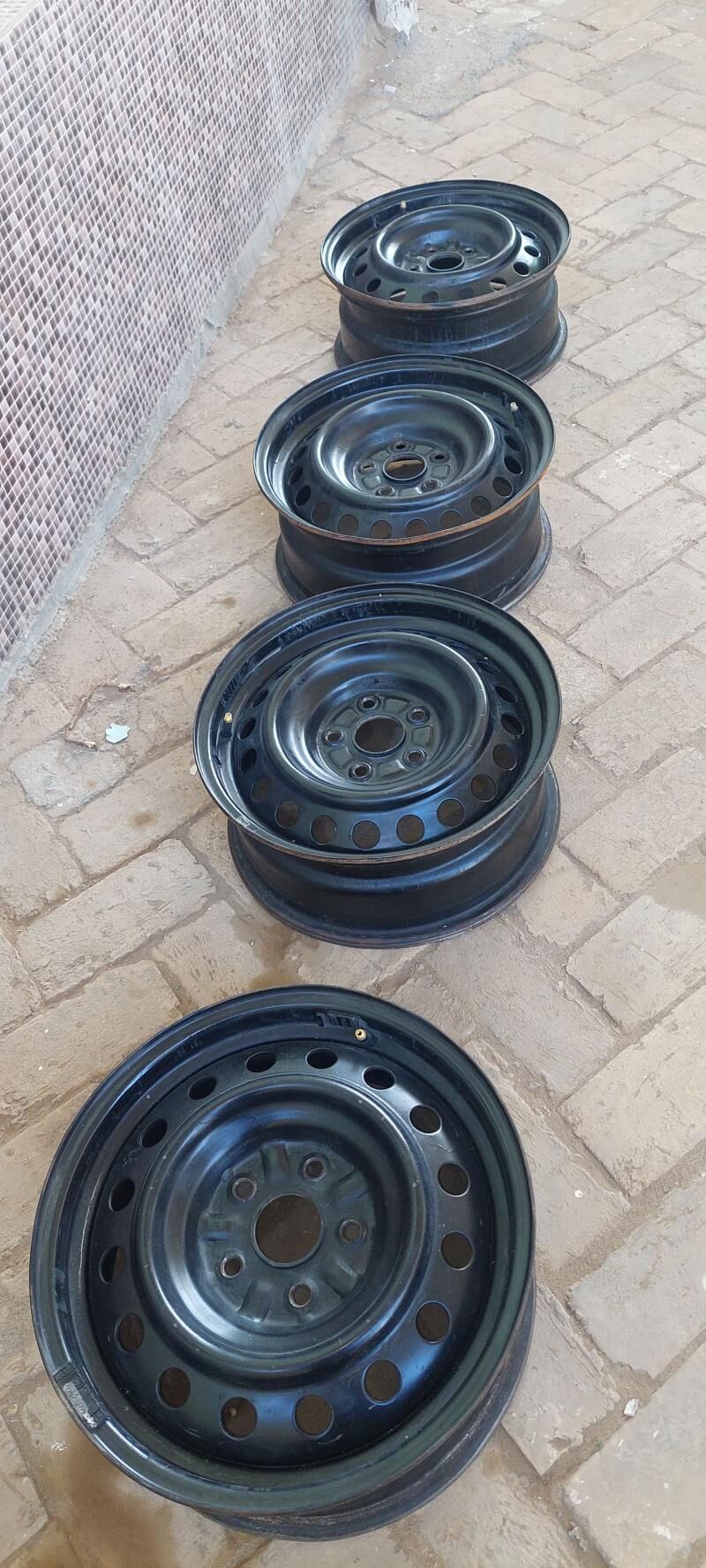 16 lyk gara diska 850 TMT - Байрамали - img 1