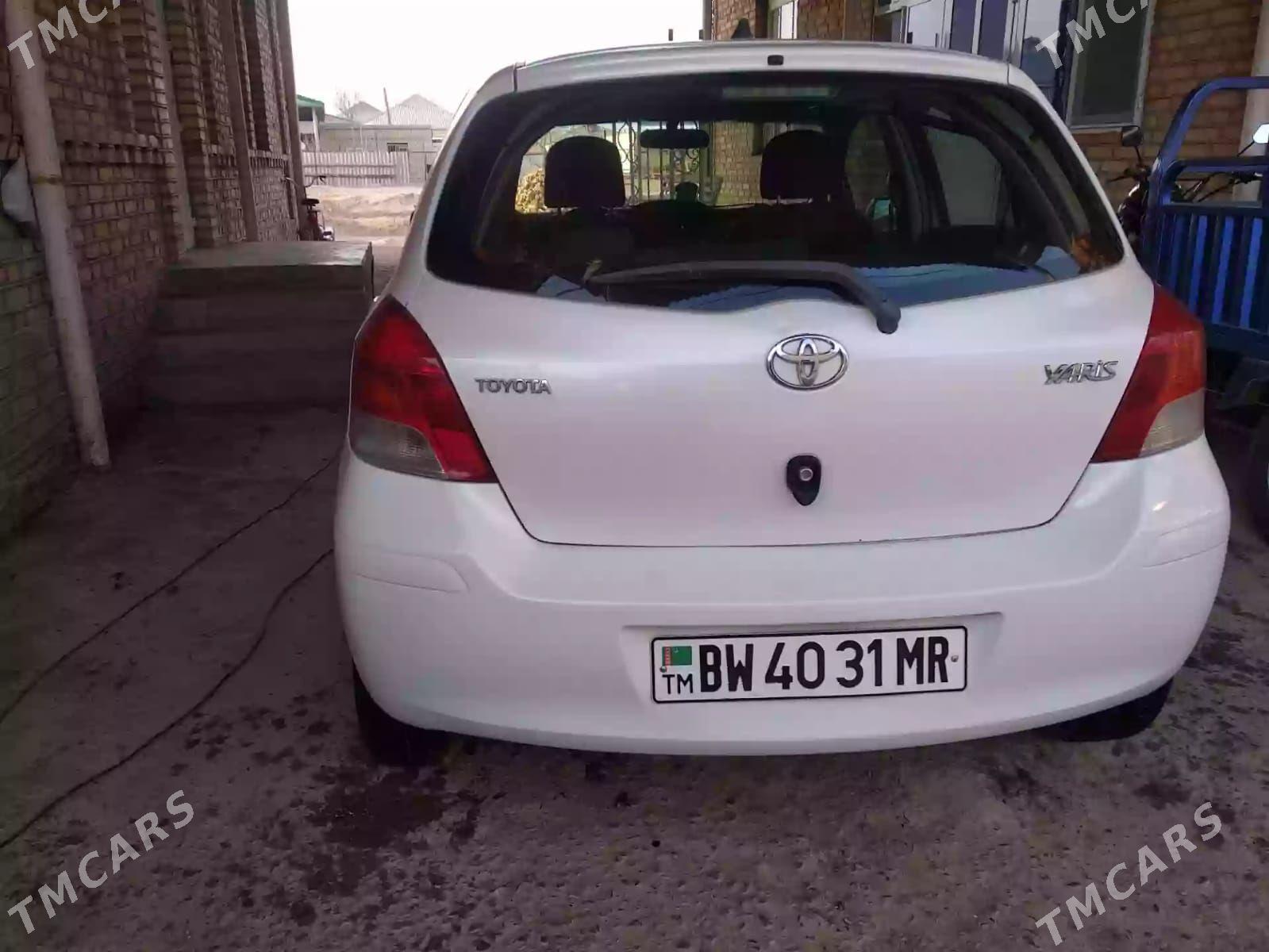 Toyota Yaris 2008 - 120 000 TMT - Мары - img 1