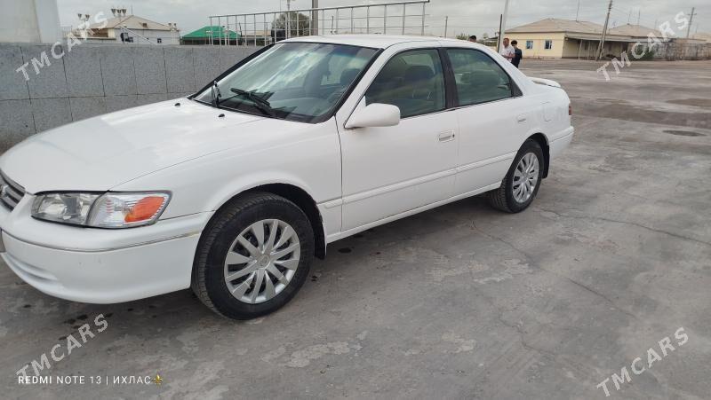 Toyota Camry 2000 - 130 000 TMT - Шабатский этрап - img 1
