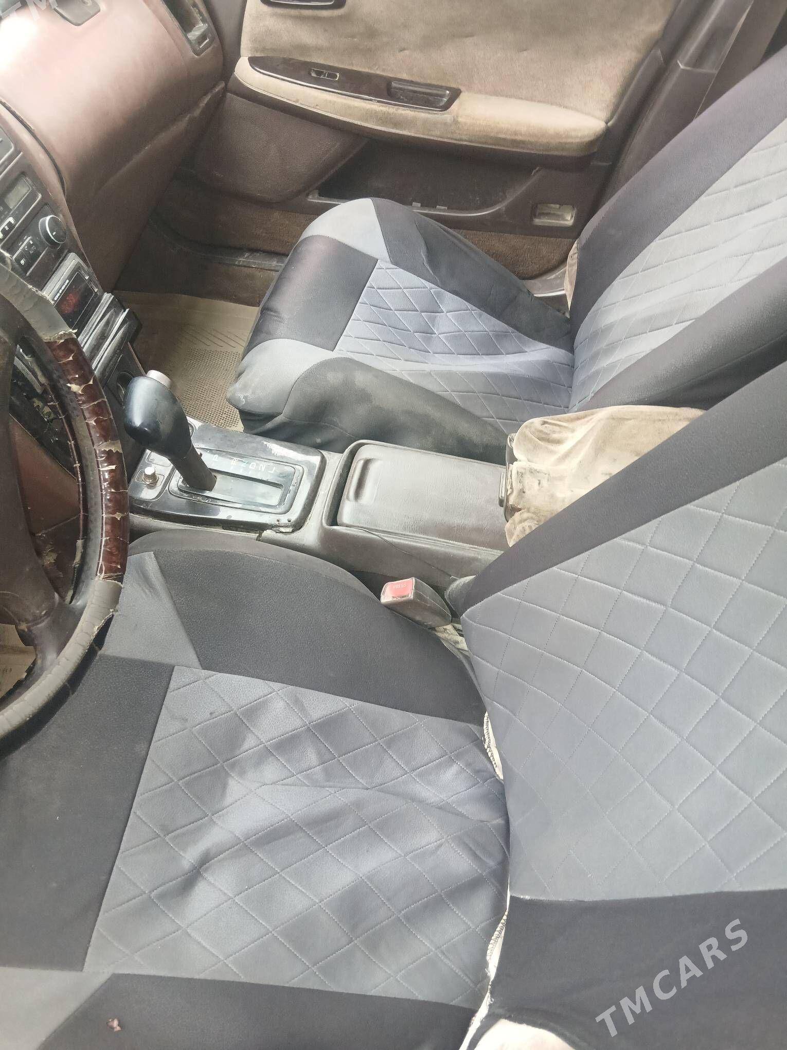 Toyota Mark II 1993 - 37 000 TMT - Фарап - img 1