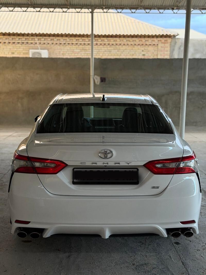 Toyota Camry 2019 - 330 000 TMT - Бахарден - img 1