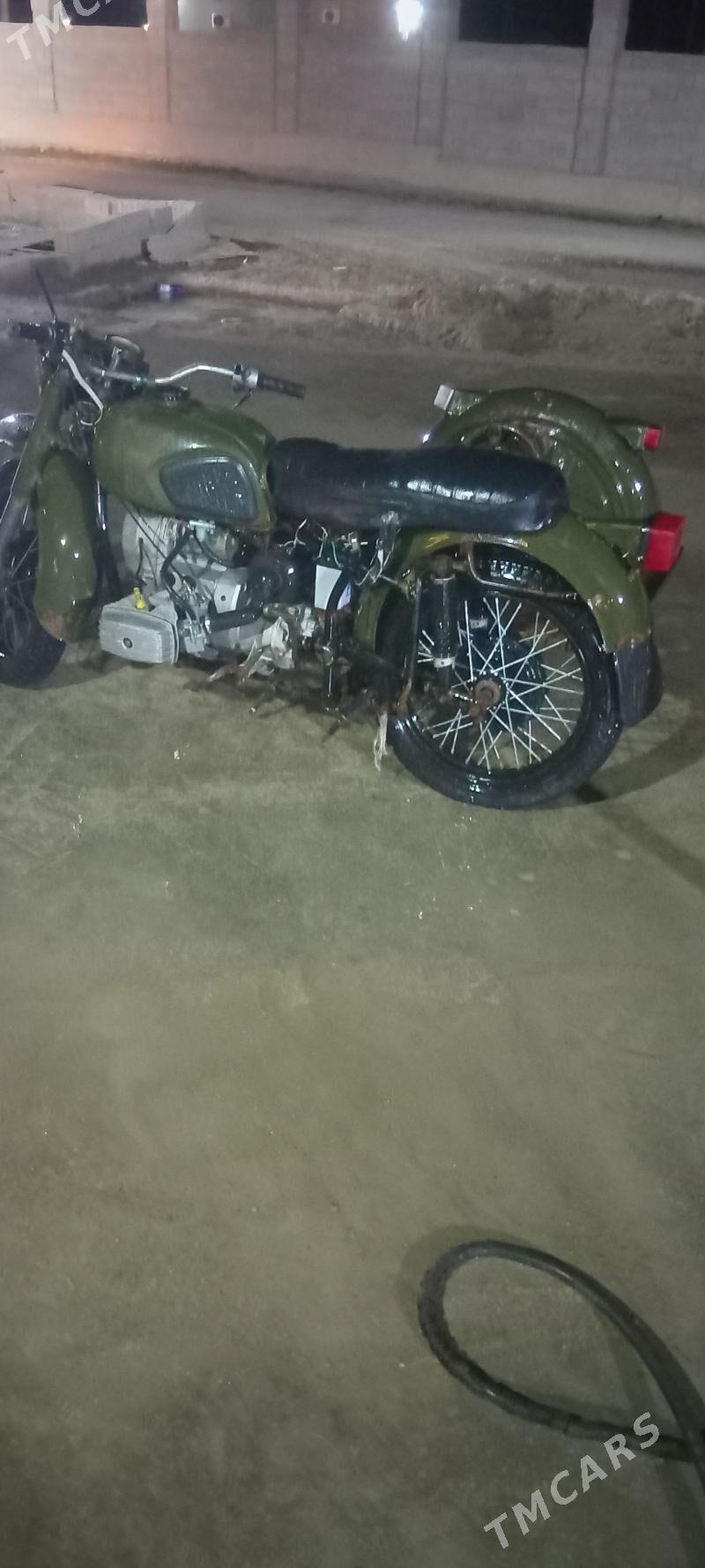 Ural 4320 2015 - 10 000 TMT - Бахарден - img 1