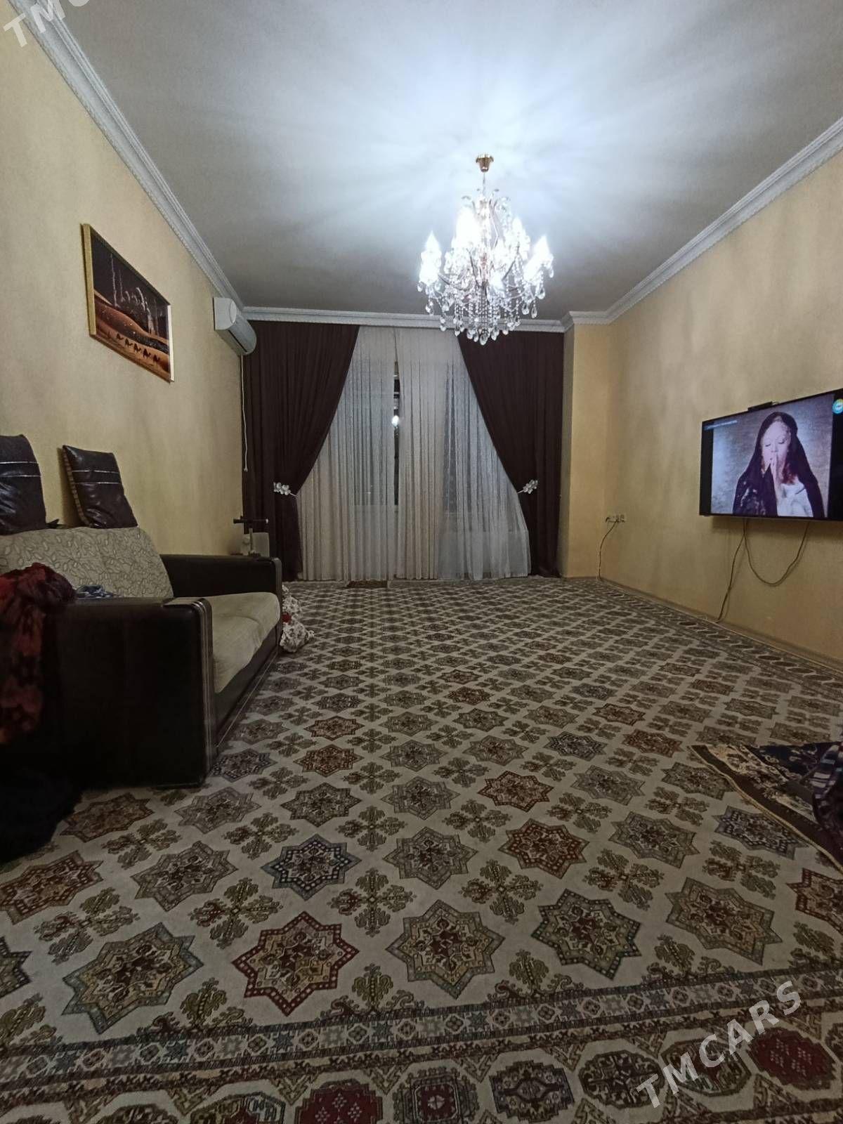 TASLAMA POLU-ELITKA 1 KOMNAT - Ашхабад - img 1