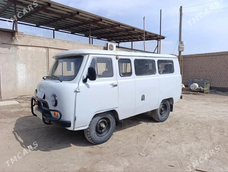 UAZ Profi 2000 - 30 000 TMT - Кёнеургенч - img 1