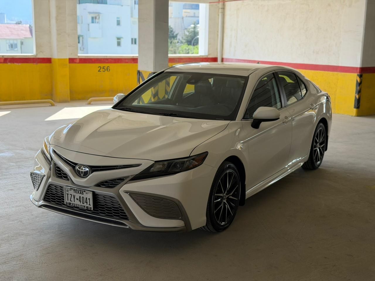 Toyota Camry 2021 - 330 000 TMT - Aşgabat - img 1