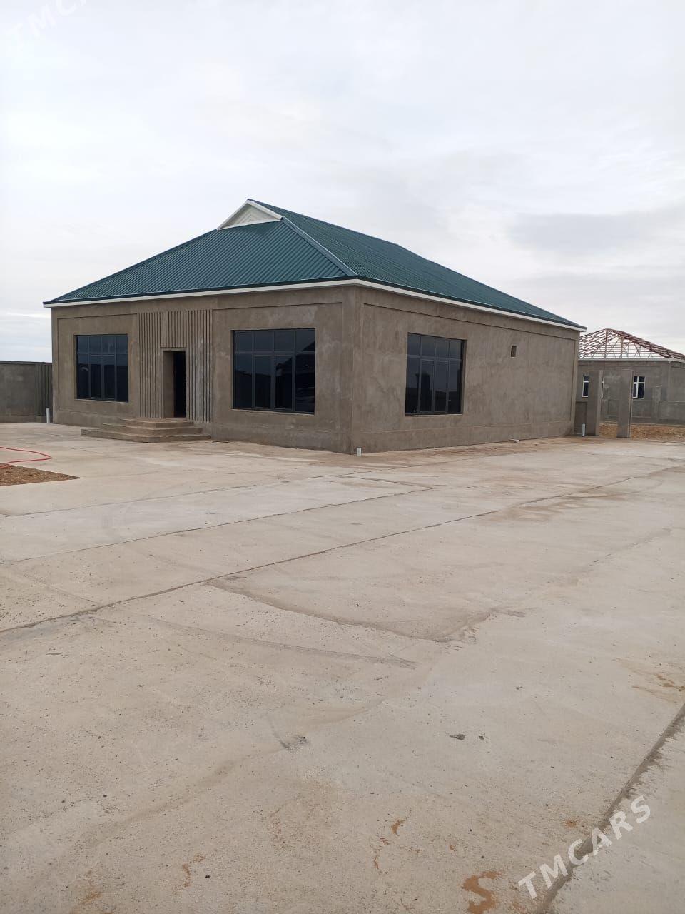 Onaldy satlyk jay - Анев - img 1