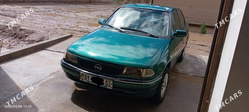 Opel Astra 1993 - 42 000 TMT - етр. Туркменбаши - img 1