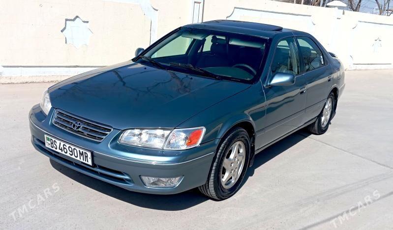 Toyota Camry 2001 - 154 000 TMT - Байрамали - img 1