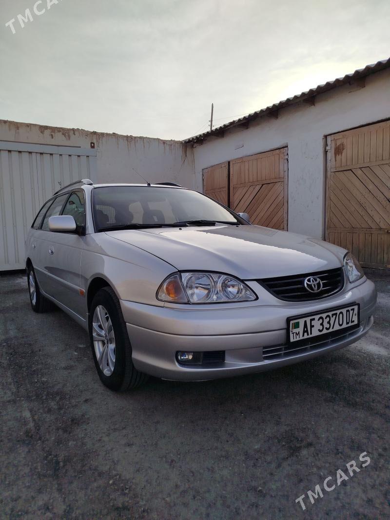 Toyota Avensis 2001 - 120 000 TMT - Дашогуз - img 1