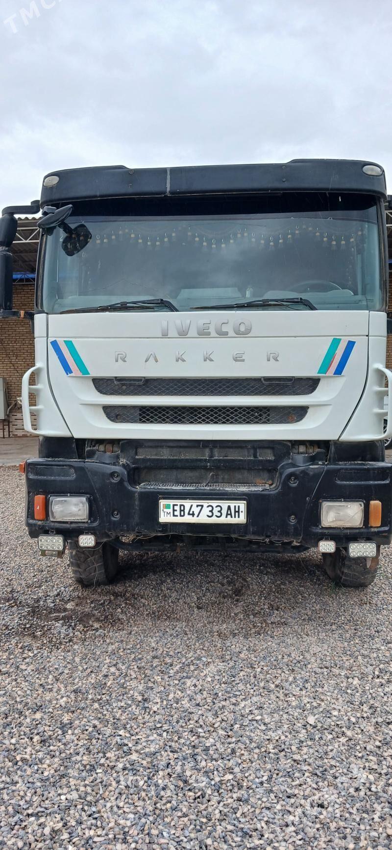 Iveco Trakker 2009 - 360 000 TMT - Tejen - img 1