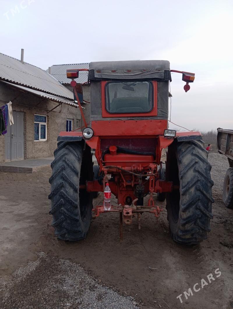 MTZ T-28 2005 - 86 000 TMT - Türkmengala - img 1