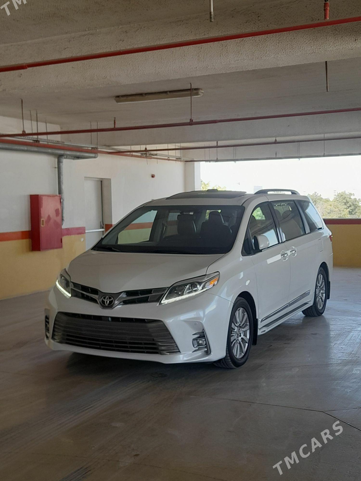 Toyota Sienna 2017 - 492 000 TMT - Ашхабад - img 1