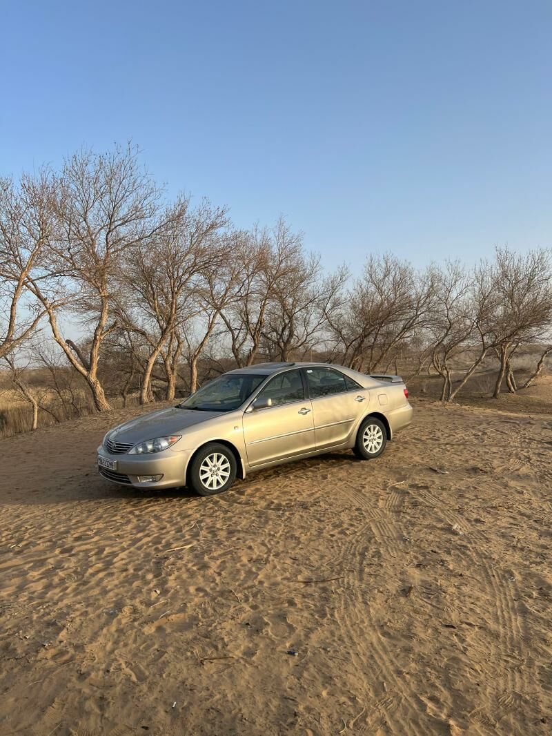 Toyota Camry 2003 - 250 000 TMT - Мары - img 1