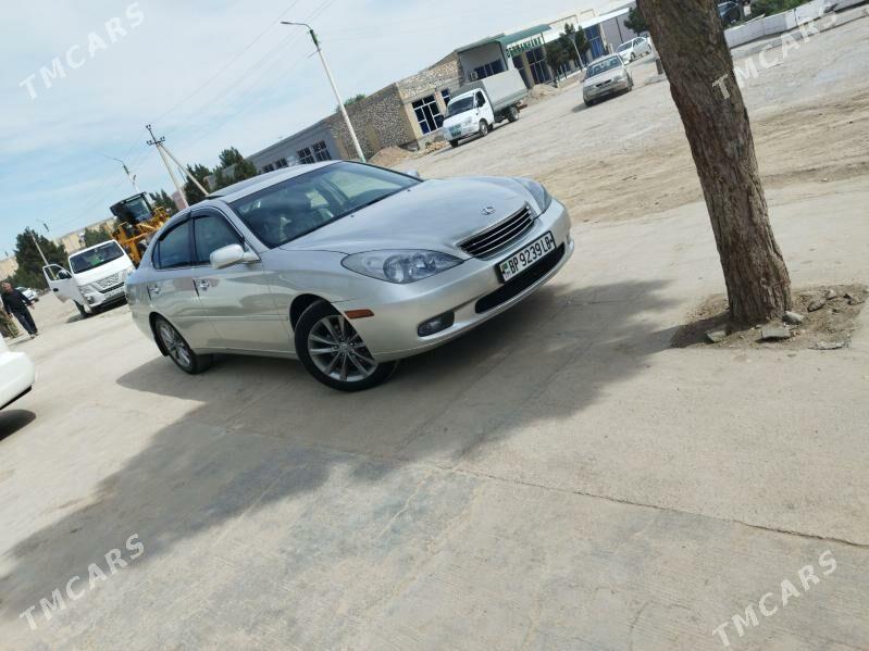 Lexus ES 300 2003 - 265 000 TMT - Достлук - img 1