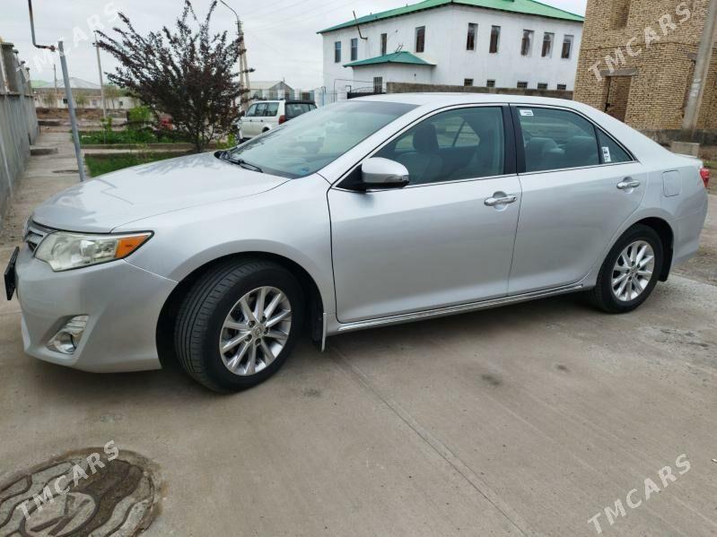 Toyota Camry 2012 - 260 000 TMT - Дашогуз - img 1