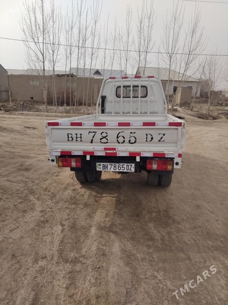 Kia Bongo 2012 - 100 000 TMT - Дашогуз - img 1