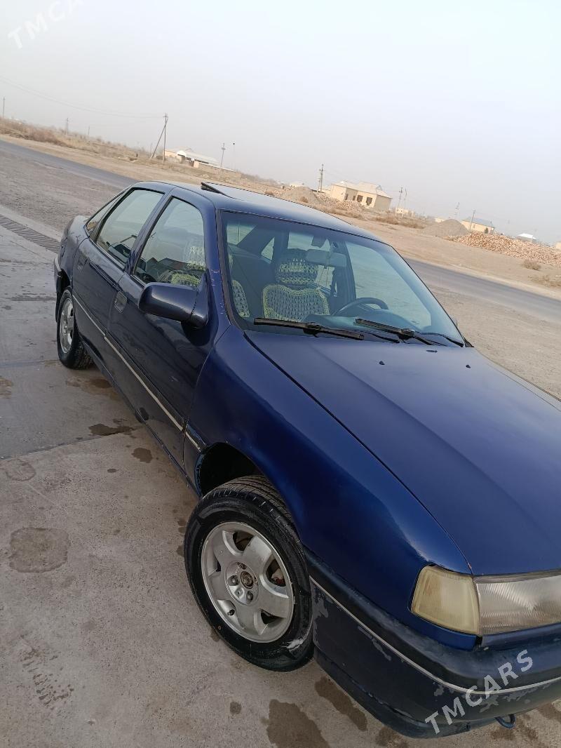 Opel Vectra 1992 - 28 000 TMT - Mary - img 1