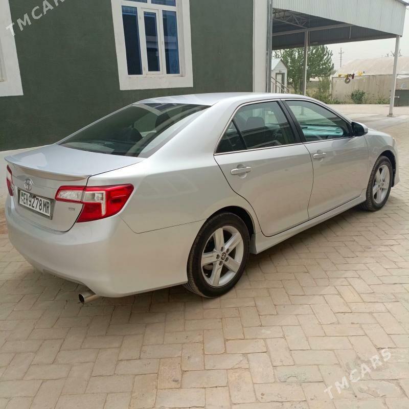 Toyota Camry 2013 - 240 000 TMT - Baýramaly - img 1