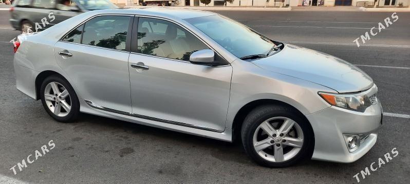 Toyota Camry 2012 - 240 000 TMT - Анев - img 1