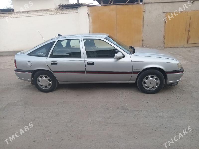 Opel Astra 1989 - 45 000 TMT - Şabat etr. - img 1