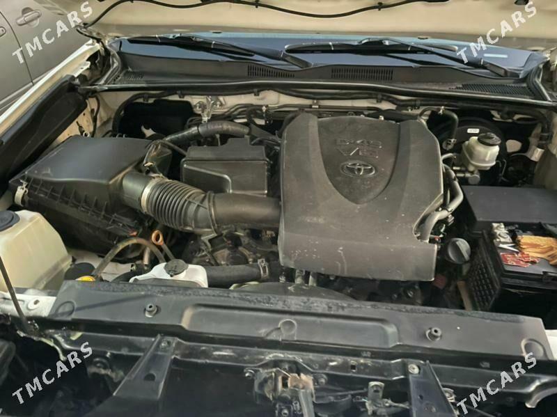 Toyota Tacoma 2017 - 360 000 TMT - Türkmenabat - img 1
