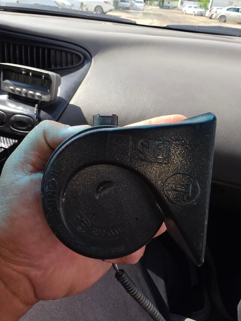 hundai signal 350 TMT - Ak bugdaý etraby - img 1