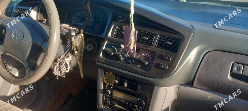 Toyota Sienna 2000 - 170 000 TMT - Mary - img 1