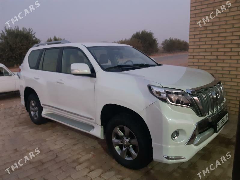 Toyota Land Cruiser Prado 2012 - 500 000 TMT - Каракумский этрап - img 1