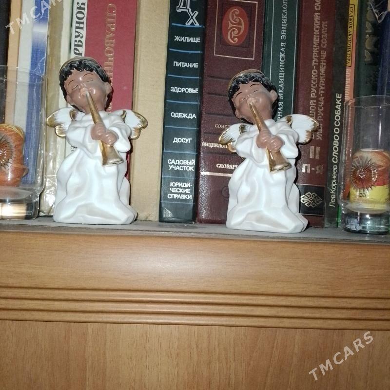 Книги много разные - Aşgabat - img 1