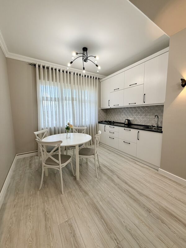 МИР 2 1 КОМНАТНАЯ ЛЮКС 49м2 - Parahat 2 - img 1