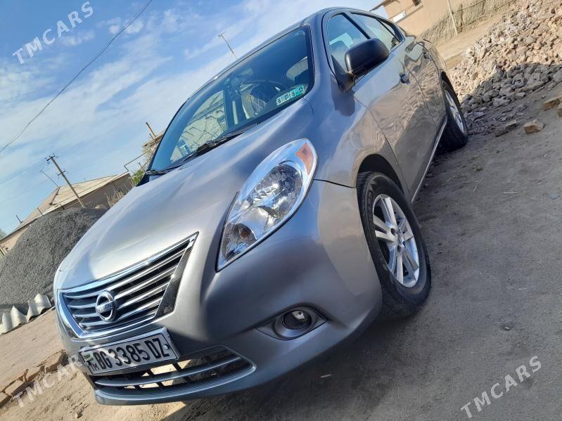 Nissan Versa 2012 - 130 000 TMT - Дашогуз - img 1