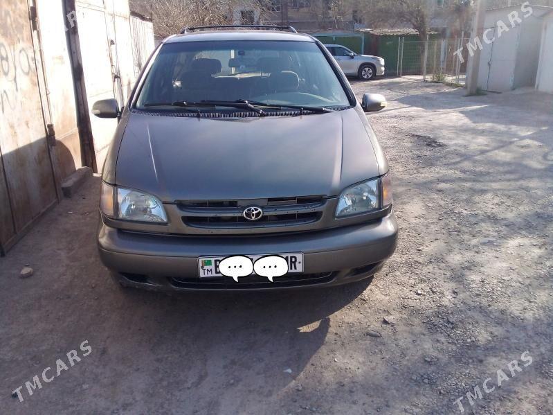 Toyota Sienna 1999 - 150 000 TMT - Мары - img 1