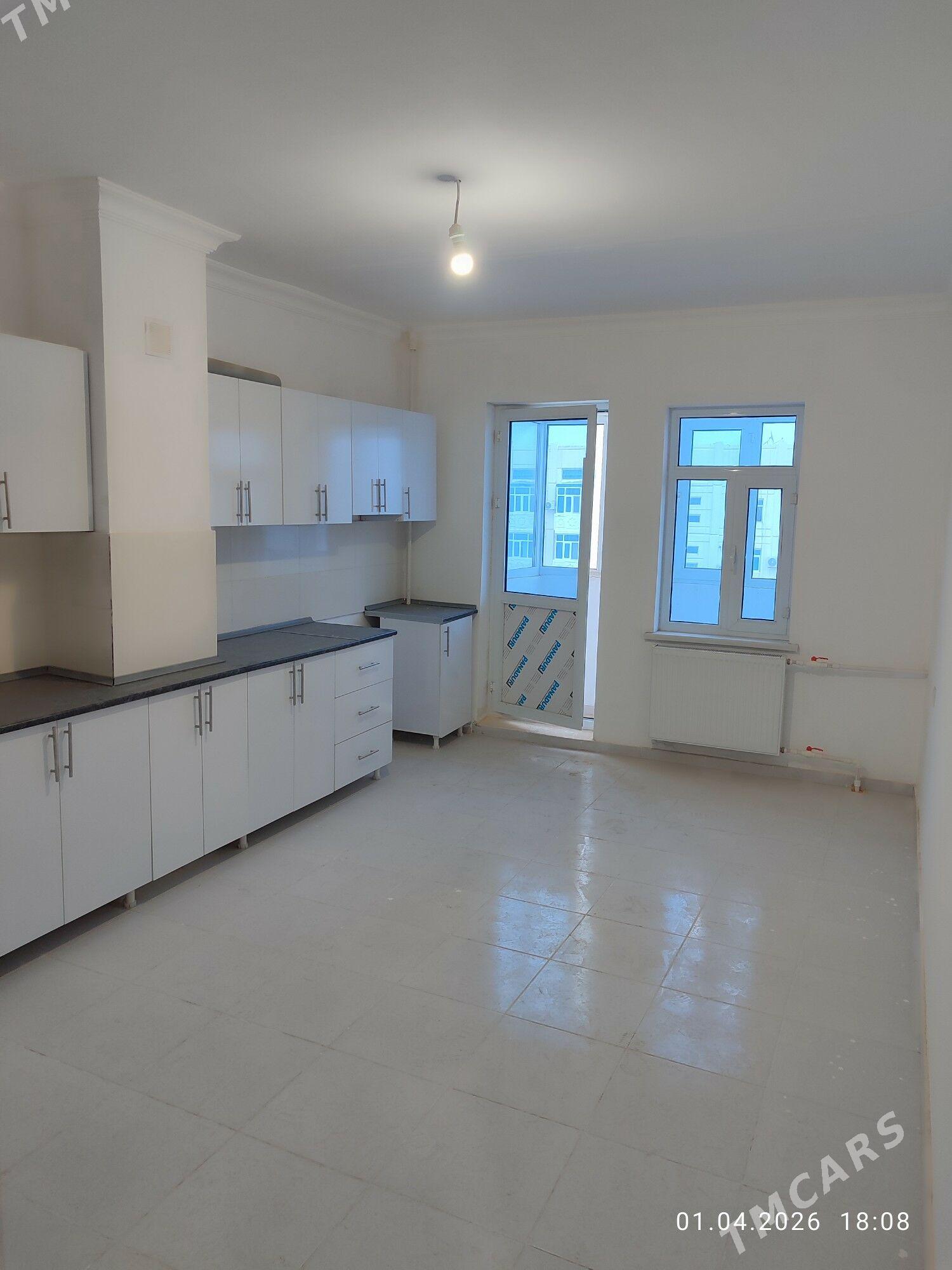 Элитка 3 ком. 4 этаж. - Türkmenabat - img 1