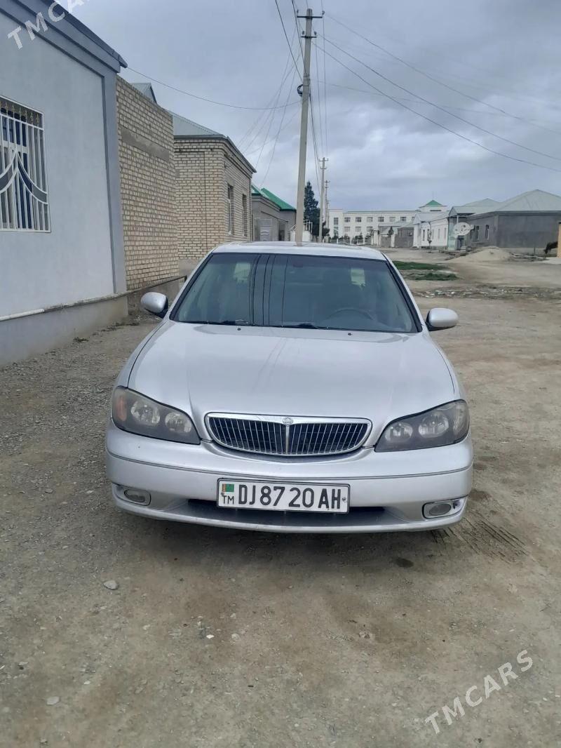 Nissan Maxima 2001 - 90 000 TMT - Bäherden - img 1