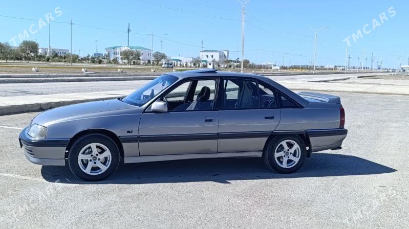 Opel Omega 1993 - 75 000 TMT - Балканабат - img 1
